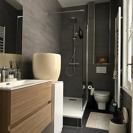 Appartement Charming Champs Elysees *